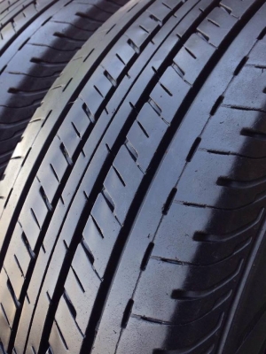 ยาง Bridgstone 215-65-16 ปี 15 ครบชุด 4 เส้น 6000 สภาพสวยๆไม่มีปะไม่บวมไม่กินข้าง ดอกยางเหลือเยอะเอาไปวิ่งกันใด้อีกยาวค่ะ