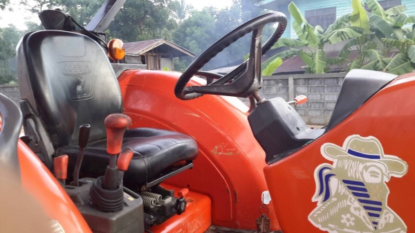 ขายรถไถ Kubota M7040 ปี54 ขายรถไถ Kubota M7040 ปี54