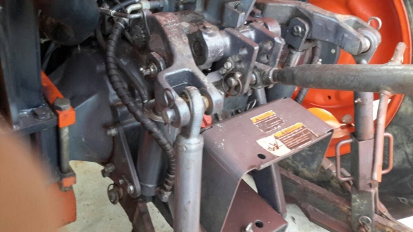 ขายรถไถ Kubota M7040 ปี54 ขายรถไถ Kubota M7040 ปี54