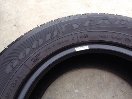 ยาง GOOD YEAR 205-70-15 ปี 16 ครบชุด 4 เส้น 6000 สภาพสวยๆไม่มีปะไม่บวมไม่กินข้าง ดอกยางเหลือเยอะเอาไปวิ่งกันใด้อีกยาวค่ะ