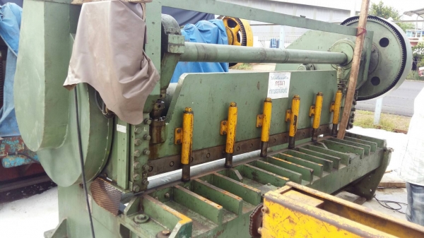 ขายกรรไกตัดเหล็กเฟืองบนของญี่ปุ่น8ฟุตตัดได้5มิลสภาพสวยๆราคาเบาๆครับ