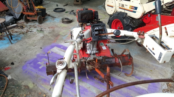 รถพรวนดิน โรตารีกว้าง 1.06 ช.ม. พร้อมใช้งาน รหัสสินค้า B2 - 4 รถพรวนดิน โรตารีกว้าง 1.06 ช.ม. พร้อมใช้งาน รหัสสินค้า B2 - 4