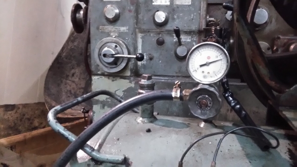 **ขายถูกๆ ปั้มลมมือสองจากญี่ปุ่น** HITACHI-BEBICON 10แรง ถัง 230 ลิตร ทดสอบเรียบร้อย ทุกระบบทำงานได้ดีมากครับ