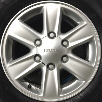 แม็กอีซูซุ ออนิวขอบ 16พร้อม ยาง 245-70-16 แม็กอีซูซุ ออนิวขอบ 16พร้อม ยาง 245-70-16