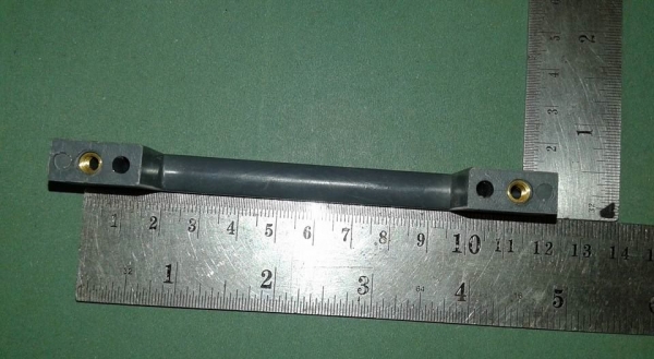 มือจับตัว C ทรงเหลี่ยม พลาสติก คละ สีดำ -สีเทา 10 อัน 50 บาท