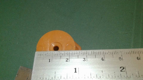 ปุ่มจับพลาสติกดอกเห็ด สีน้ำตาล ขายเหมาถุงละ 100 ตัว