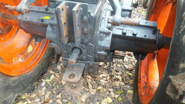 วันนี้วันเดียว20000บาท รถไถ22แรงเพลาเดียวตัวเปล่า