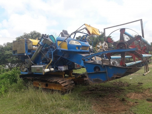 ขาย 270.000บาท เกษตร รุ่นปลดหนี้ ปี52 รองกระสอบ เช็คสภาพใหม่ พร้อมลงเกี่ยว