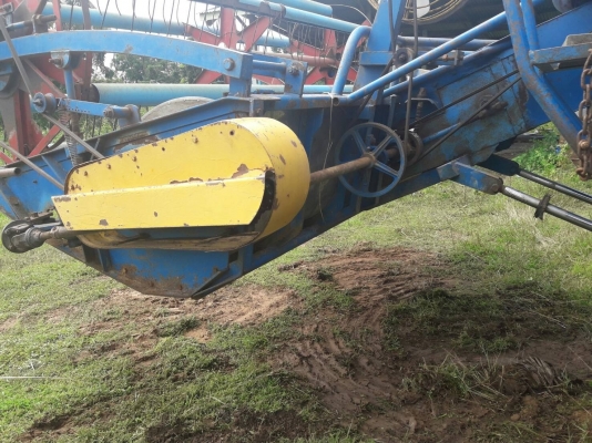 ขาย 270.000บาท เกษตร รุ่นปลดหนี้ ปี52 รองกระสอบ เช็คสภาพใหม่ พร้อมลงเกี่ยว