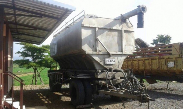 ขายรถบรรทุกอาหารสัตว์ ขายรถบรรทุกอาหารสัตว์