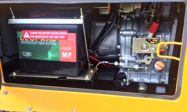 เครื่องปั่นไฟดีเซล 6 KVA.AUTO ATS. (สินค้าใหม่ทนทาน บำรุงรักษา่งาย ประหยัดน้ำมัน รับประกัน 6 เดือน) เครื่องปั่นไฟดีเซล 6 KVA.AUTO ATS. (สินค้าใหม่ทนทาน บำรุงรักษา่งาย ประหยัดน้ำมัน รับประกัน 6 เดือน)