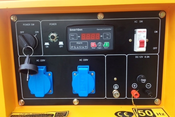 เครื่องปั่นไฟดีเซล 6 KVA.AUTO ATS. (สินค้าใหม่ทนทาน บำรุงรักษา่งาย ประหยัดน้ำมัน รับประกัน 6 เดือน) เครื่องปั่นไฟดีเซล 6 KVA.AUTO ATS. (สินค้าใหม่ทนทาน บำรุงรักษา่งาย ประหยัดน้ำมัน รับประกัน 6 เดือน)