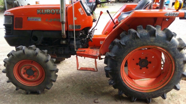 ขายรถไถ KUBOTA L3408  ราคา 125,000 บาท อ.แกลง จ.ระยอง   DC Tractor Rayong 0818618678,0899347475 https://www.facebook.com/DC-Tractor-Rayong-3071545327&hellip;/shop&hellip; id line=081-8618678 id line=089-9347475