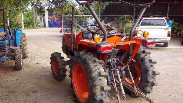 ขายรถไถ KUBOTA L3408  ราคา 125,000 บาท อ.แกลง จ.ระยอง   DC Tractor Rayong 0818618678,0899347475 https://www.facebook.com/DC-Tractor-Rayong-3071545327&hellip;/shop&hellip; id line=081-8618678 id line=089-9347475