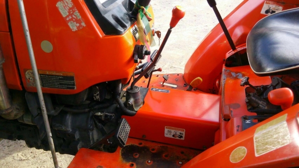 ขายรถไถ KUBOTA L3408  ราคา 125,000 บาท อ.แกลง จ.ระยอง   DC Tractor Rayong 0818618678,0899347475 https://www.facebook.com/DC-Tractor-Rayong-3071545327&hellip;/shop&hellip; id line=081-8618678 id line=089-9347475