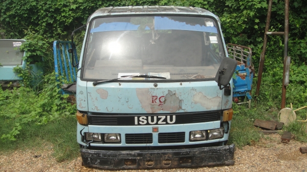 หัว ISUZU NKR สภาพเดิมๆ ราคาถูก หัว ISUZU NKR สภาพเดิมๆ ราคาถูก