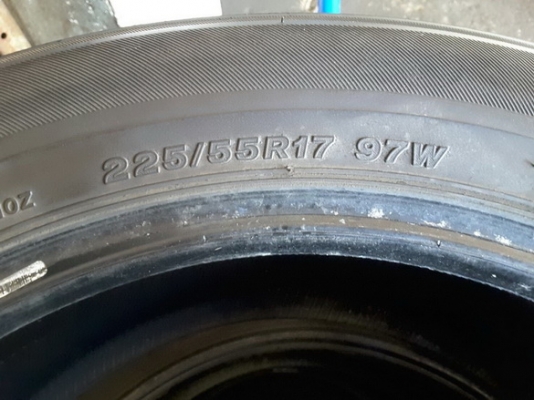 บริสโตน ทูรันซ่า HT 215/45/17 ปลายปี14 สวยๆ 1ชุด