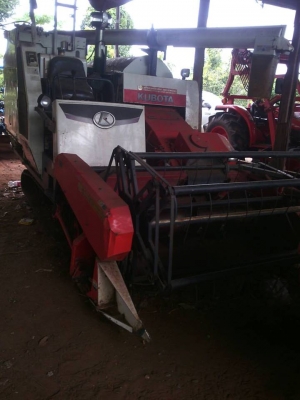 ขายรถเกี่ยวข้าว DC68G ปี53 ใช้งานสองพันชั่วโมง ราคา310,000 สนใจโทร 090-8588220คุณนะ 093-3258446คุณบิว หรือเข้าดูสินค้าอื่นๆได้ที่ www.narong2truck.com หรือ www.truck.in.th/498 หรือเพจFacebook ณรงค์ ซื้อขายรถมือสอง (เว็บไซต์ส่วนตัว) หรือFacebook คุณนะ รถบร