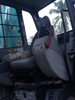 ขาย KOBELCO SK120-3  สภาพสวย  เครื่องฟิต  เอวแน่น  ปั๊มสวย มีลายแย๊ก  แทรคใหญ่  พร้อมใช้  โทร 089-7462641   เจ๊สุวรรณีจ้า