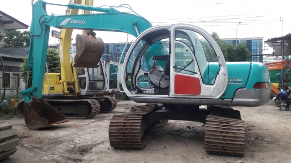 ขายค่ะ..KOBELCO  SK120-2  เก่าญี่ปุ่นแท้...แทรค 70  เครื่องปั๊มแห้ง...รถสวยสภาพดี....พร้อมใช้...โทร089-3818694  ดวงนภา