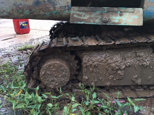 ขายแม็คโค IHI-32 ปั้มนิ้ว คอลโทรลสั้น