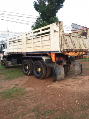 ขายรถดั้ม2เพลา TF220เทอร์โบ รถสวยสภาพดี ตอนนี้ยังใช้งานอยู่ เอกสารพร้อมโอน ราคา750,000 สนใจโทร 090-8