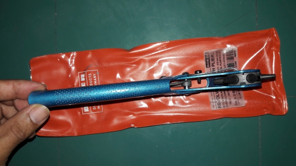 ขายที่เจาะรูหนัง สายเข็มขัด BOKER Made in Germany.เก่าเก็บสวยๆ