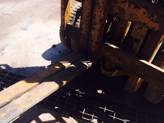 ขาย forklift komatsu fg20 ราคาถูก