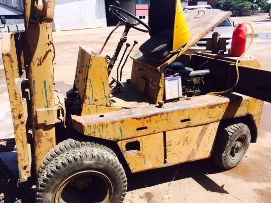 ขาย forklift komatsu fg20 ราคาถูก