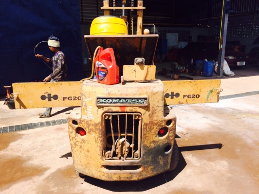 ขาย forklift komatsu fg20 ราคาถูก