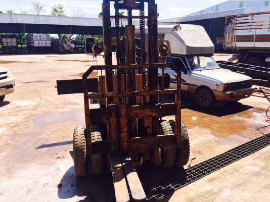 ขาย forklift komatsu fg20 ราคาถูก
