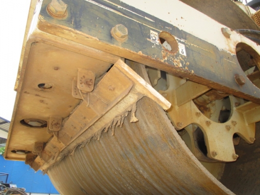 บดเบรคดาว 9.8 ตัน ระบบสั่นสะเทือน DD90HF