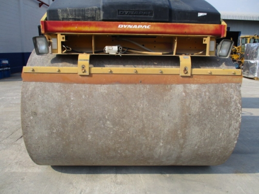 บดเบรคดาว 13.5 ตัน ระบบสั่่นสะเทือน CC522