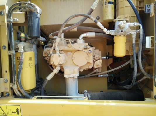 ขายดาวน์รถแบคโฮ CAT 320 D2 ไมล์ 1622 ชม.ขายดาวน์ 550000