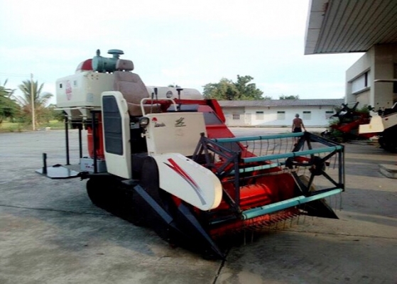 ขายรถเกี่ยวข้าวZAI ใช้น้อยสภาพดี ราคาพิเศษถูกสุดๆ