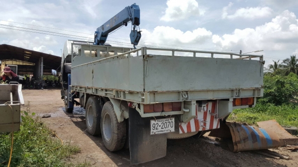 ขายคับ HINO 3H สองเพลาสโลว์เครื่องJOเทอร์โบอินเตอร์ติดเครน5ตันรถสวยพร้อมใช้