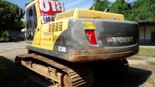 ขายรถแบคโฮ VOLVO EC210B เอกสารเล่มทะเบียน ราคา 1150000