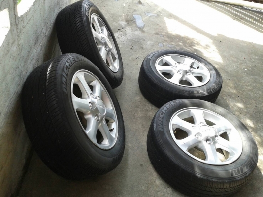 ล้ออีสุ ขอบ16นิ้ว6รู พร้อมยาง สวยๆ ชุดนี้ ราคา 5700 บาท ล้ออีสุ ขอบ16นิ้ว6รู พร้อมยาง สวยๆ ชุดนี้ ราคา 5700 บาท