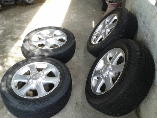 ล้ออีสุ ขอบ16นิ้ว6รู พร้อมยาง สวยๆ ชุดนี้ ราคา 5700 บาท ล้ออีสุ ขอบ16นิ้ว6รู พร้อมยาง สวยๆ ชุดนี้ ราคา 5700 บาท