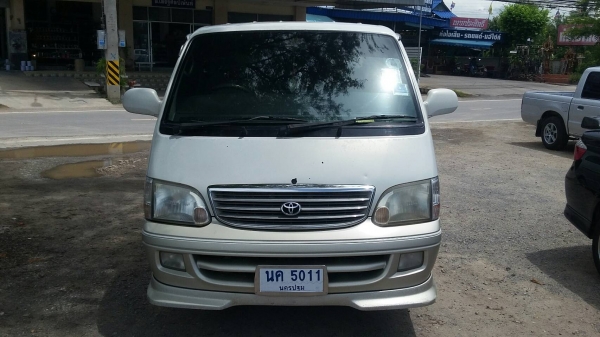 ขายรถตู้ Toyota Hiace ตัวนอก ปี2003 ราคา 180000 บาท