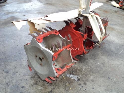 เครื่องกำจัดวัชพืชในร่องข้าว รหัสสินค้า : 80803188 ยี่ห้อ : ZENOAH รุ่น : KW