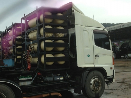 หัวลากยี่ห้ออีโน่ รุ่น FM1JKKA แก๊ซ CNG ลงเล่มเรียบร้อยแล้ว พร้อมหาง 3 เพลาของสามมิตรแท้ ติดแก๊ซจากโ
