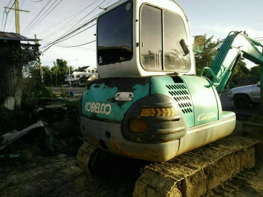 ขายรถแบคโฮ KOBELCO SK045 เอกสารอินวอย ราคา 450000 ขายรถแบคโฮ KOBELCO SK045 เอกสารอินวอย ราคา 450000