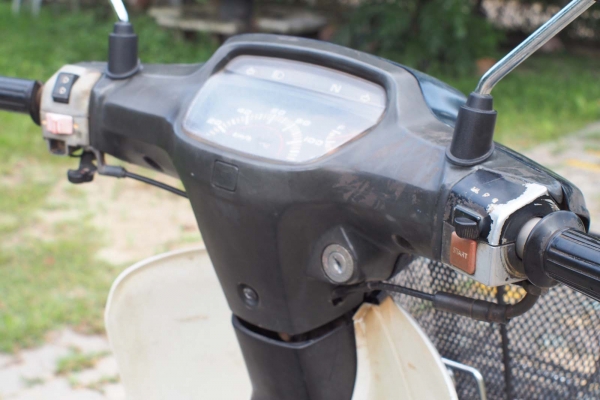 Honda Dream100 ปี38 สตาร์ทมือ