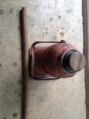 กรรไกรแท่นตัดเหล็ก made in western germany แม่แรง ถังฉีดยา กรรไกรแท่นตัดเหล็ก made in western germany แม่แรง ถังฉีดยา