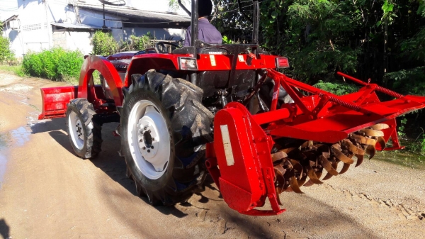 ขายรถไถยันม่าร์453T ครับมีไบมีด และโลตานี้ ราคา285000บาท พร้อมใช้งานสวยๆครับ สนใจ โทร 081-3655997 อำพร พาเจริญ ขายรถไถยันม่าร์453T ครับมีไบมีด และโลตานี้ ราคา285000บาท พร้อมใช้งานสวยๆครับ สนใจ โทร 081-3655997 อำพร พาเจริญ