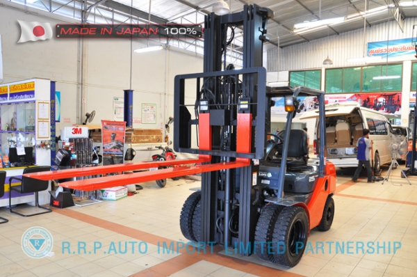 ขายรถโฟล์คลิฟท์มือสอง TOYOTA รุ่น 8FD25-38928 ราคา 580,000 บาท นำเข้าจากประเทศญี่ปุ่น 100\% ไม่เคยใช้งานในไทย