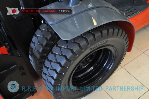 ขายรถโฟล์คลิฟท์มือสอง TOYOTA รุ่น 8FD25-38928 ราคา 580,000 บาท นำเข้าจากประเทศญี่ปุ่น 100\% ไม่เคยใช้งานในไทย