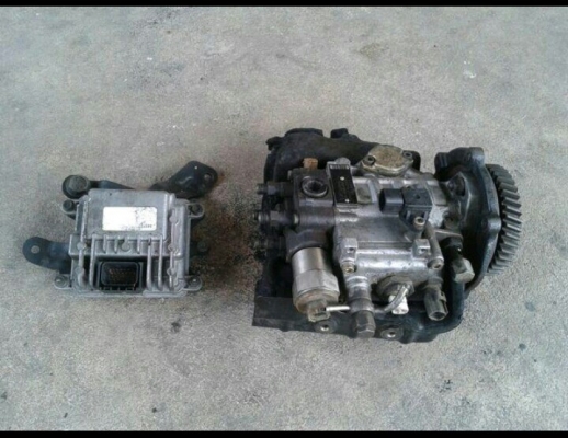 ปั๊มไฟฟ้าพร้อมกล่องอีซูซุ3. 0ไดเร็ค