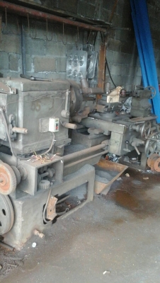 ขายเครื่องกลึง8ฟุตเกียร์กระตุ๊กเก่าเก็บใช้งานได้ราคาสุดคุ้ม